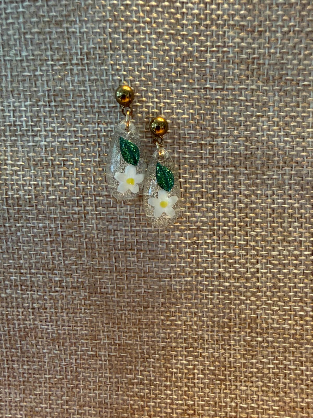 Oorbellen White Bloom, Studs White Bloom