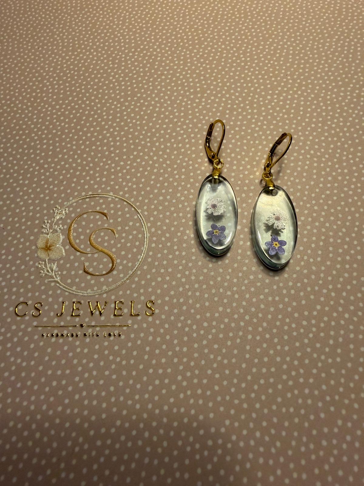 Oorhangers met Paarse Bloemen, Ear Wires with Purple Flowers